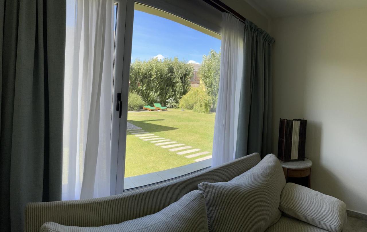 Edificio Sam Slick Apartment El Calafate Bagian luar foto