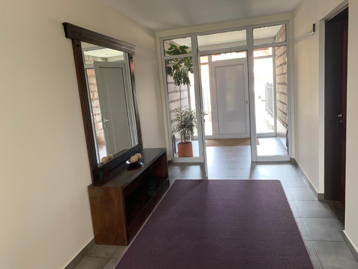 Edificio Sam Slick Apartment El Calafate Bagian luar foto