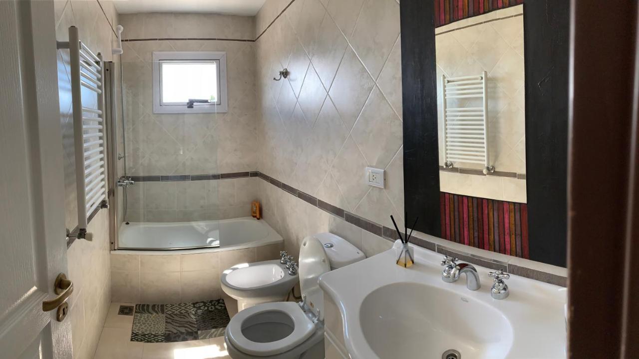 Edificio Sam Slick Apartment El Calafate Bagian luar foto